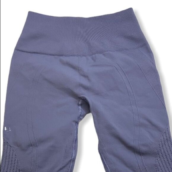 Lululemon Flow & Go Crop in Peri Purple - Picture 3 of 11